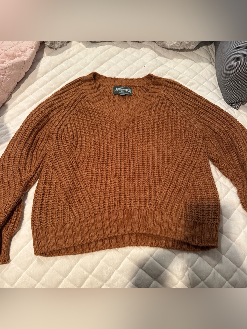 American Eagle Outfitters Women's Rust V-Neck Chunky Knit Sweater